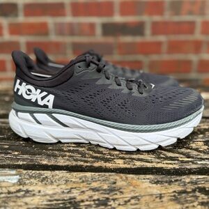 HOKA ONE ONE Clifton 7 Black White US 9 WIDE Hiking Running Shoes EUC M5